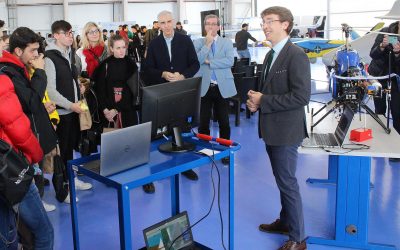 A Xunta achega o Polo Aeroespacial de Galicia a 180 mozos galegos para espertar neles as vocacións científico-tecnolóxicas