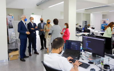 Conde asegura que Galicia está preparada para afrontar novos retos na industria aeroespacial a través da Estratexia 2025 e de empresas como Centum
